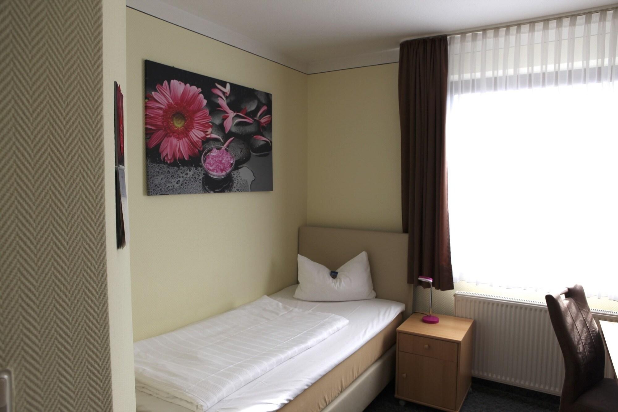 Landhotel Karrenberg Kirchberg an der Jagst Dış mekan fotoğraf