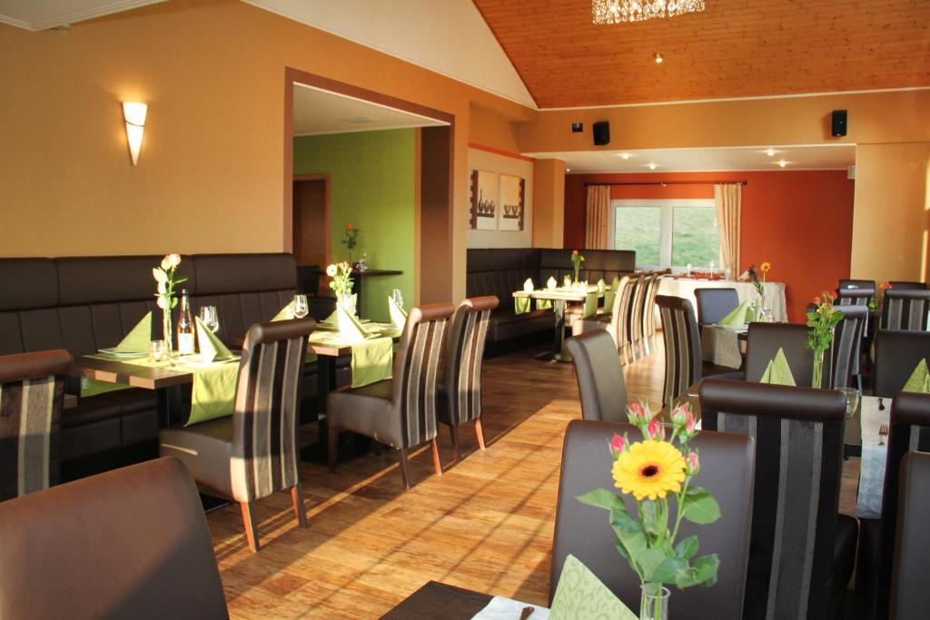 Landhotel Karrenberg Kirchberg an der Jagst Dış mekan fotoğraf
