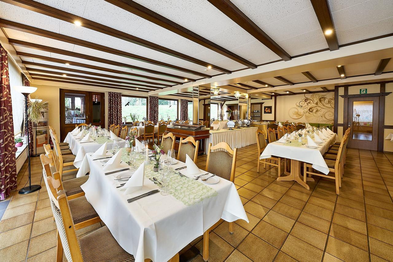 Landhotel Karrenberg Kirchberg an der Jagst Dış mekan fotoğraf