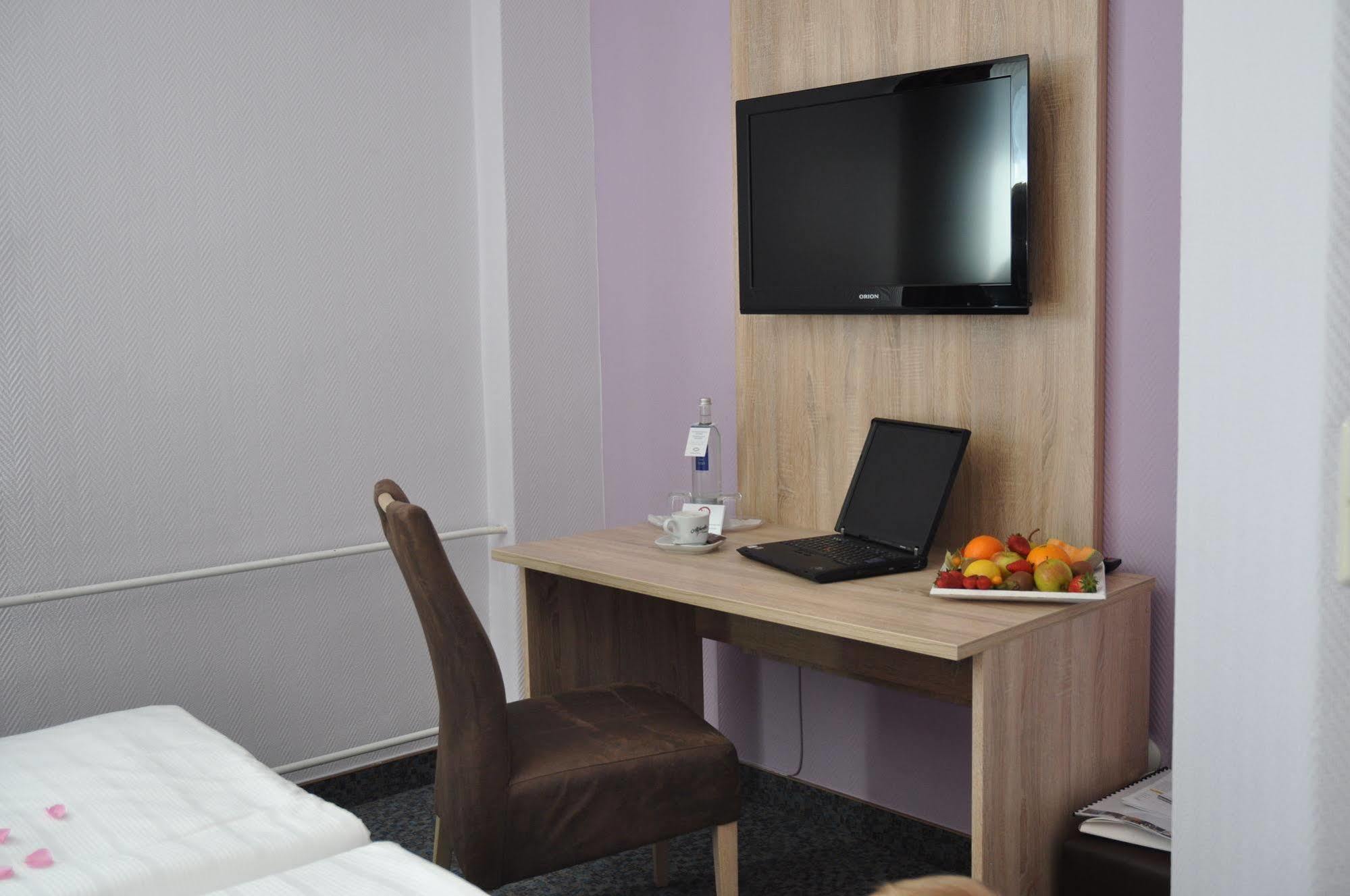 Landhotel Karrenberg Kirchberg an der Jagst Dış mekan fotoğraf